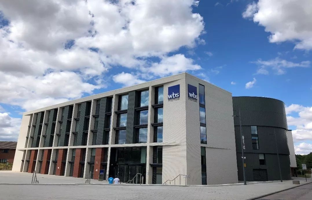 45A2FEB3A959A87732408F3F399_C267914C_1B45A