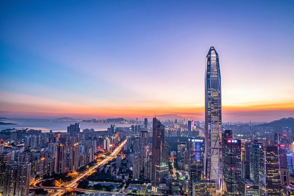 刘 俏：：：年中召开的这次重磅聚会转达了哪些信号？