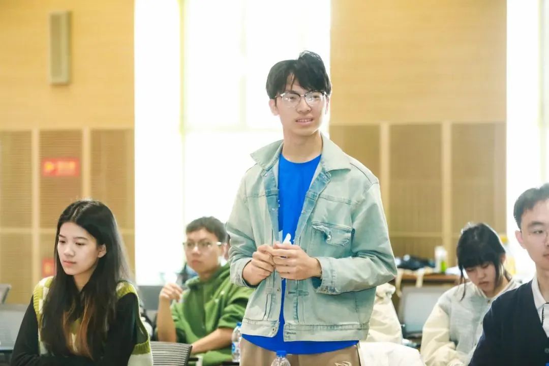 DB66526A96292DA79B0435D5923_8623B9CB_120B5