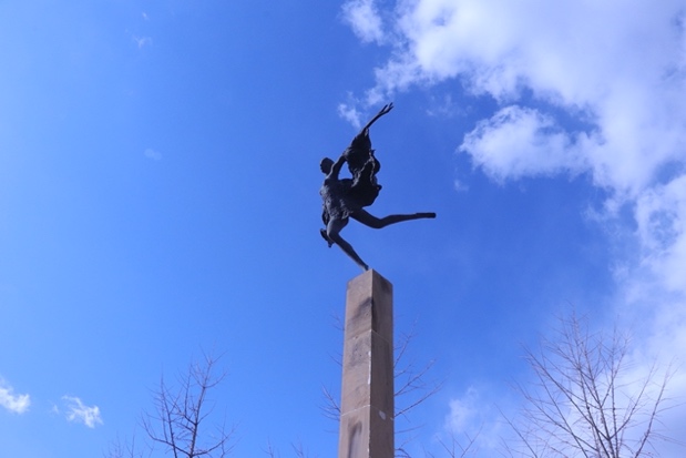 UG环球定格｜静谧春光中，，，守候你的归期