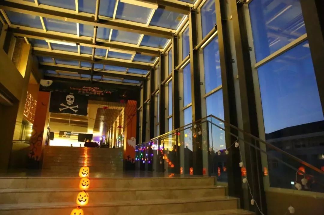 0CCBD45F7EB3CC30CABEDBA2DB0_30EEF9AC_19813